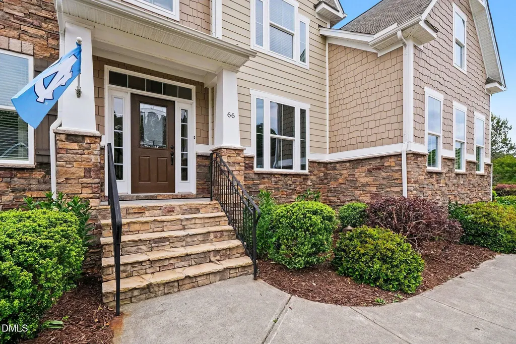 66 Dover Grant Court Chapel Hill NC 27517