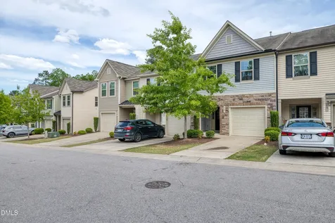 72 E Grove Point Drive Clayton NC 27527