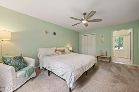 5407 Loyal Place Durham NC 27713