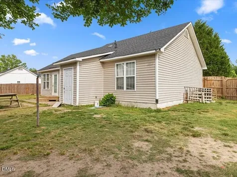 113 Shadow Bend Lane Selma NC 27576