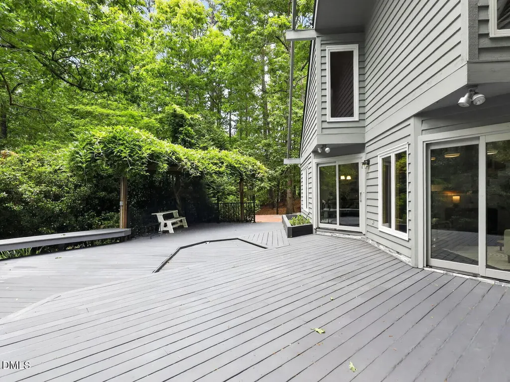 5701 Baird Drive Raleigh NC 27606