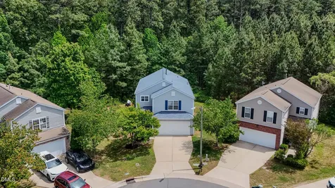 9 Bellmore Court Durham NC 27703