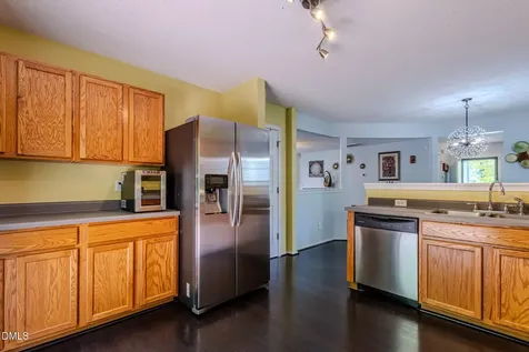 9 Bellmore Court Durham NC 27703