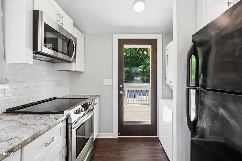 221 Turner Street Holly Springs NC 27540