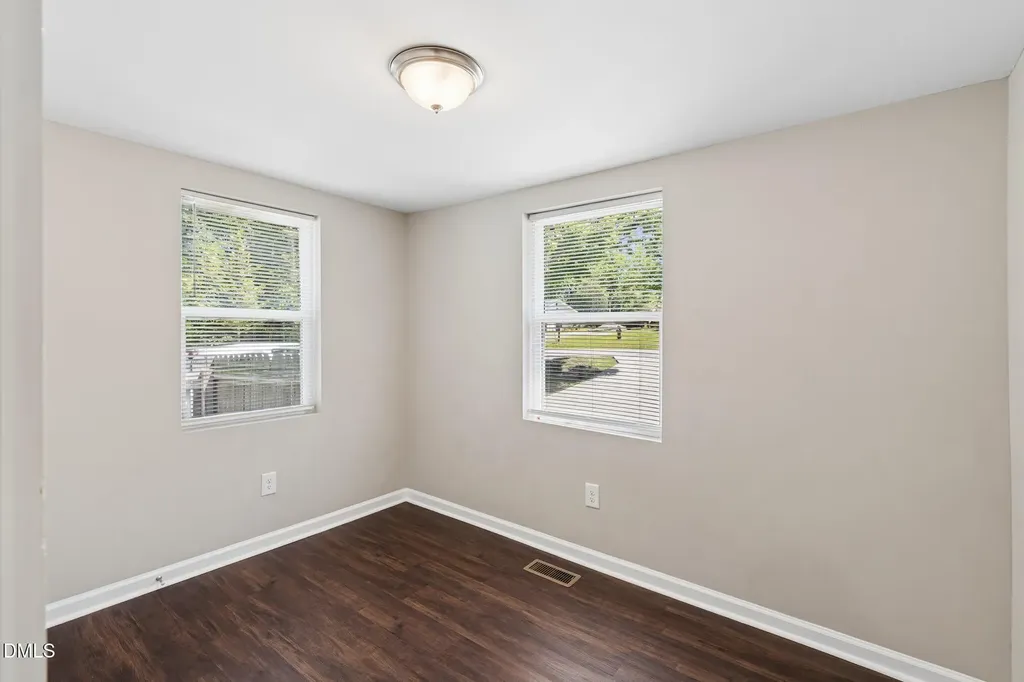 221 Turner Street Holly Springs NC 27540