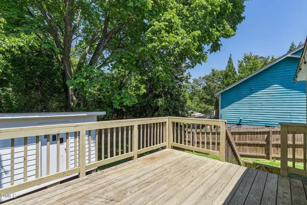 221 Turner Street Holly Springs NC 27540