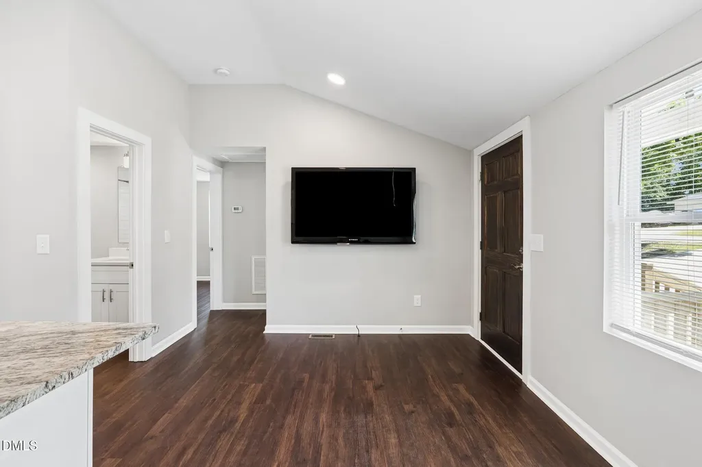 221 Turner Street Holly Springs NC 27540