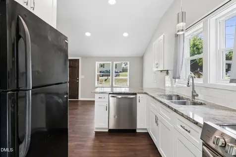 221 Turner Street Holly Springs NC 27540