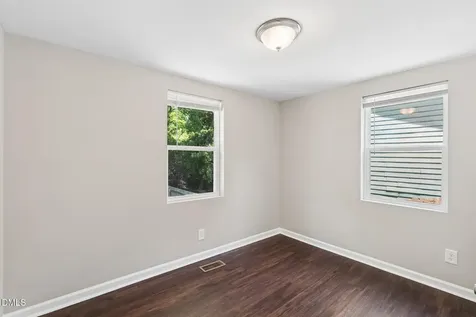 221 Turner Street Holly Springs NC 27540