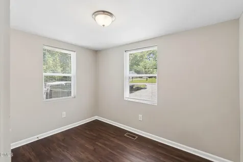 221 Turner Street Holly Springs NC 27540