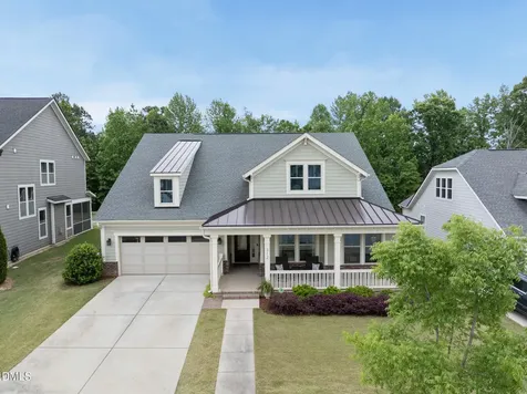 312 Scarlet Tanager Circle Holly Springs NC 27540