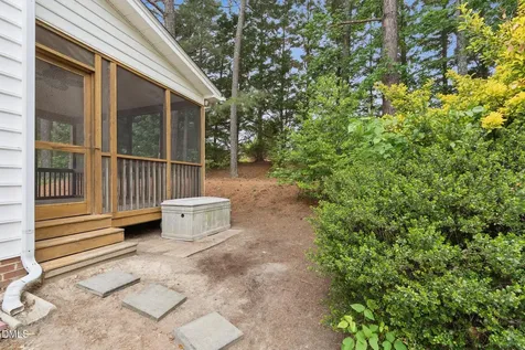 102 Dumont Court Apex NC 27523