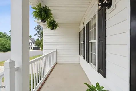 102 Dumont Court Apex NC 27523