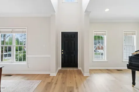 102 Dumont Court Apex NC 27523