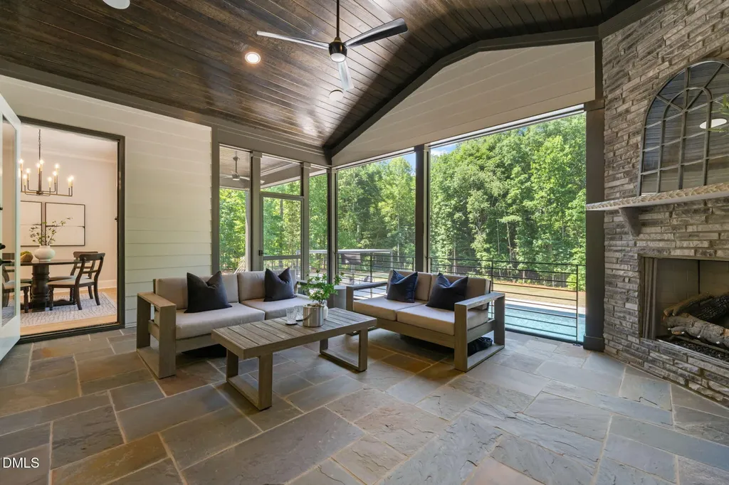 7113 Barn Owl Lane Raleigh NC 27614