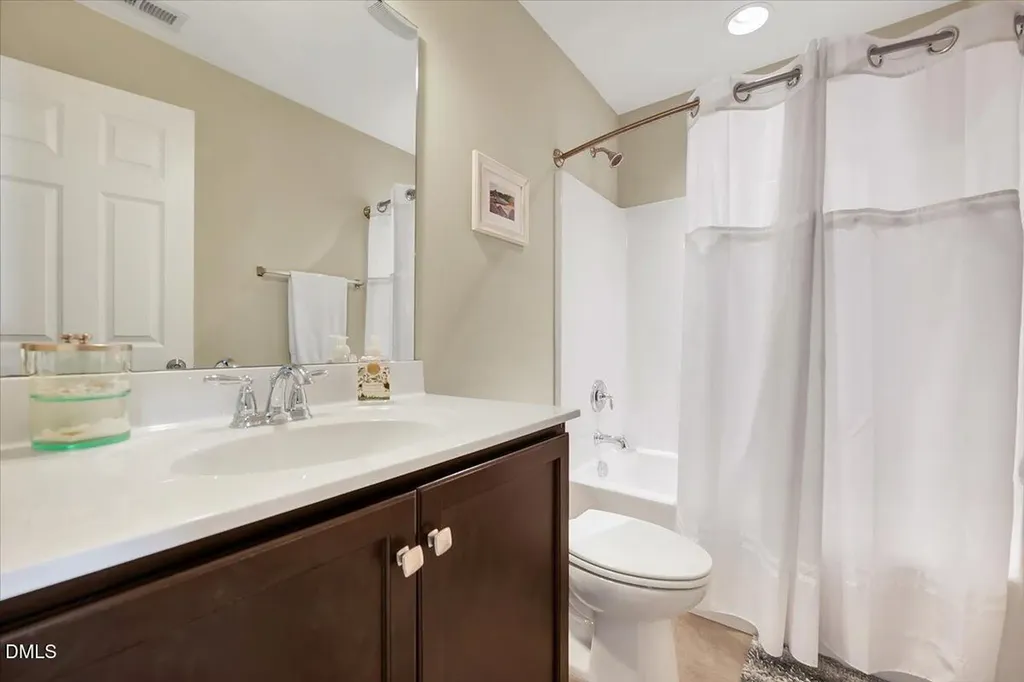 1104 Renewal Place Raleigh NC 27603