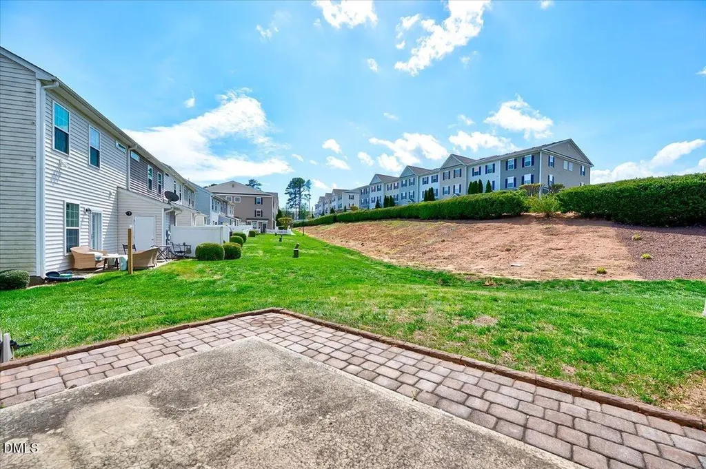 1104 Renewal Place Raleigh NC 27603
