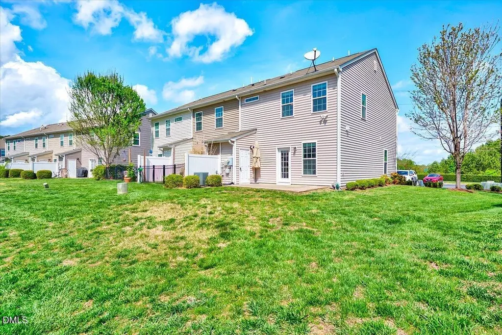 1104 Renewal Place Raleigh NC 27603