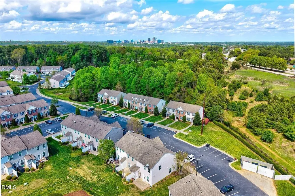 1104 Renewal Place Raleigh NC 27603
