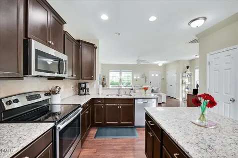 1104 Renewal Place Raleigh NC 27603