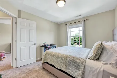 1104 Renewal Place Raleigh NC 27603