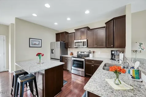 1104 Renewal Place Raleigh NC 27603