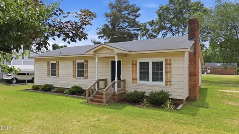 104 E Caroline Avenue Smithfield NC 27577