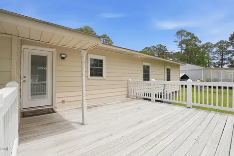 104 E Caroline Avenue Smithfield NC 27577