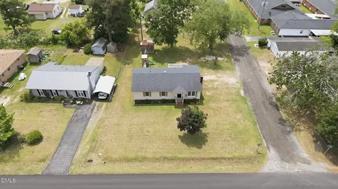 104 E Caroline Avenue Smithfield NC 27577