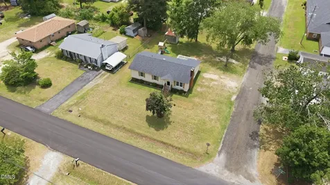 104 E Caroline Avenue Smithfield NC 27577