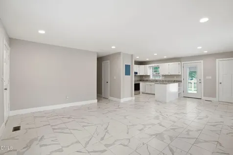 104 E Caroline Avenue Smithfield NC 27577