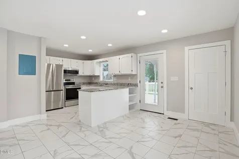 104 E Caroline Avenue Smithfield NC 27577