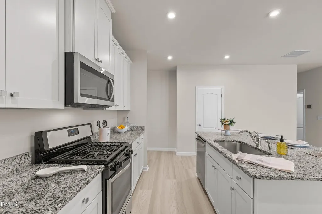 509 Oaks End Drive Holly Springs NC 27540