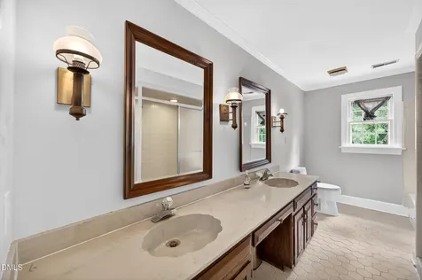 1901 Aurora Drive Raleigh NC 27615