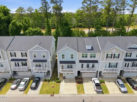 1032 Diamond Dove Lane Apex NC 27502