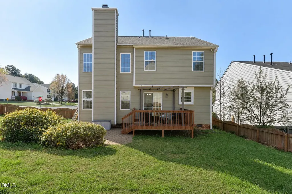 120 Carolina Town Lane Holly Springs NC 27540