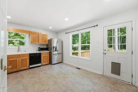 2802 Oak Pointe Lane Mebane NC 27302