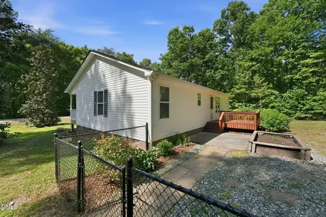 2802 Oak Pointe Lane Mebane NC 27302