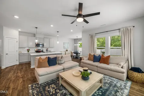 530 Barrington Row Avenue Zebulon NC 27597
