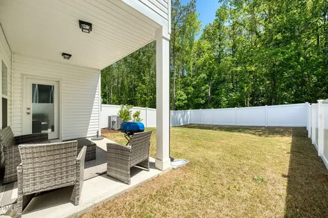 530 Barrington Row Avenue Zebulon NC 27597