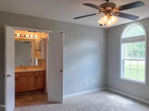 96 Shire Court Zebulon NC 27597