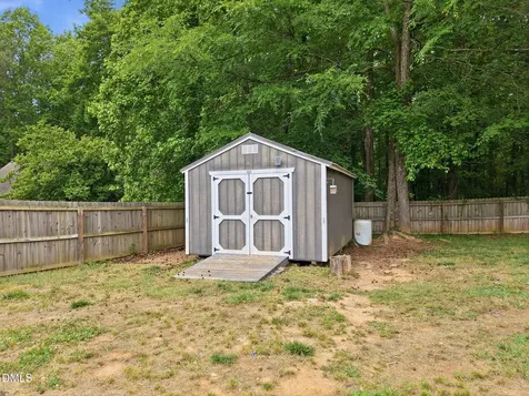 96 Shire Court Zebulon NC 27597