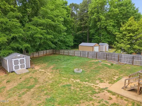 96 Shire Court Zebulon NC 27597
