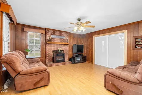 5917 Pine Street Bailey NC 27807