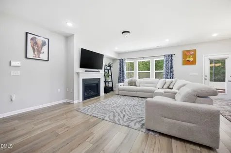 8108 Braefield Raleigh NC 27616