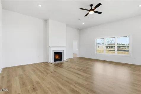 104 Manchester Court La Grange NC 28551