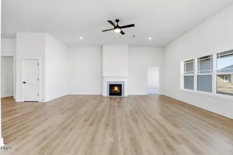 104 Manchester Court La Grange NC 28551