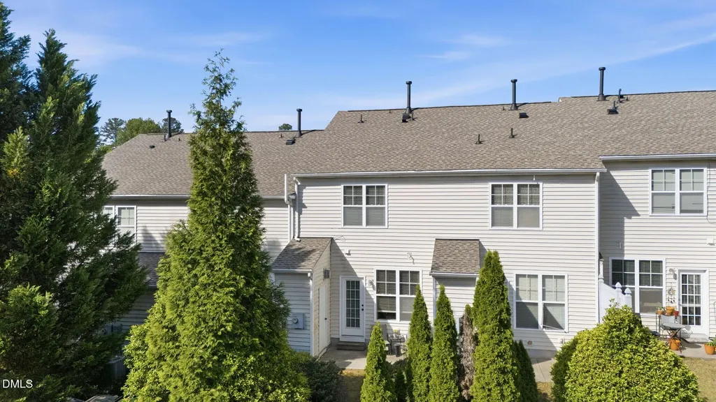 2827 Corbett Grove Drive Raleigh NC 27616