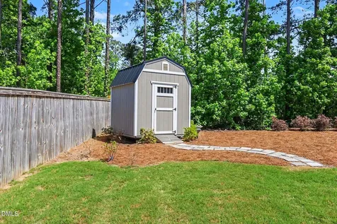 69 E Dentaires Way Willow Springs NC 27592