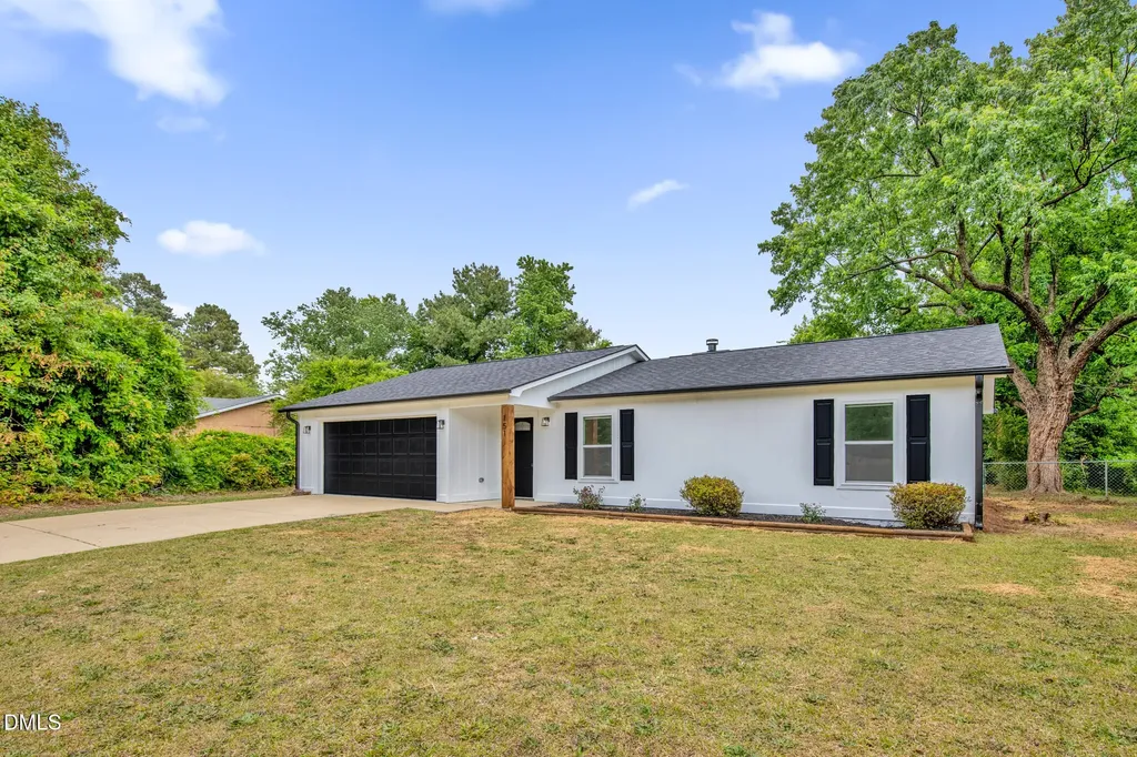 151 Eulon Loop Raeford NC 28376